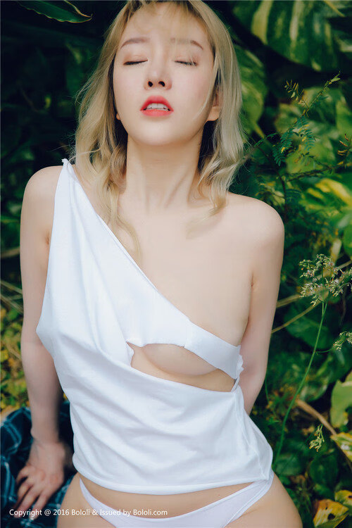 开云体育下载-上海上港主场失利，积分榜前八位置略有下滑，上港主场在哪