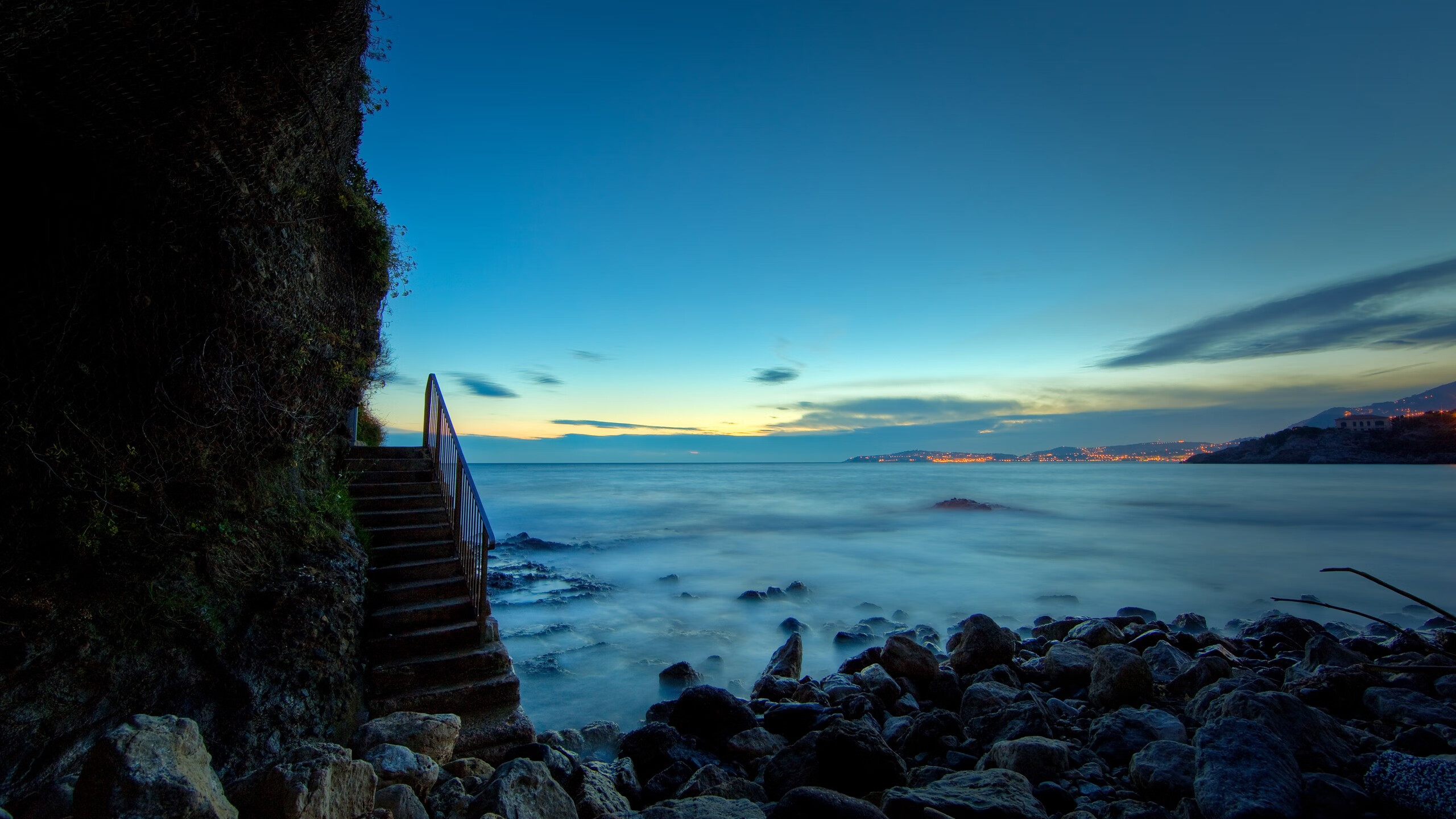 曼联逆转狼队，B费补时绝杀引爆梦剧场，曼联逆转夺冠